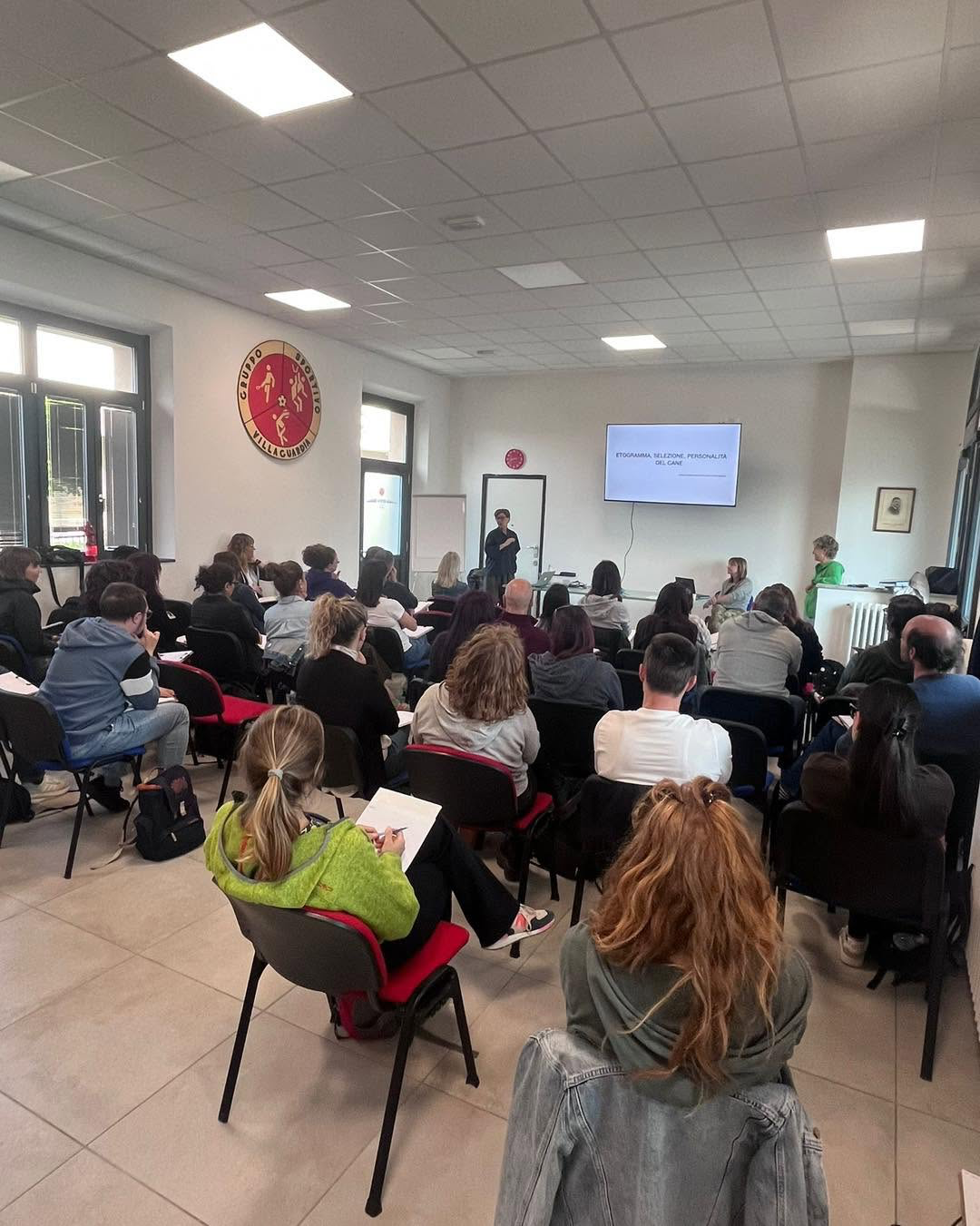 Lezione teorica SocialDog in aula